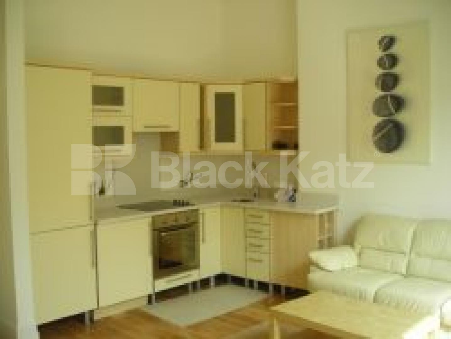 			VIEWINGS ESSENTIAL, 2 Bedroom, 1 bath, 1 reception Flat			 Langtry Road, ST JOHNS WOOD NW8